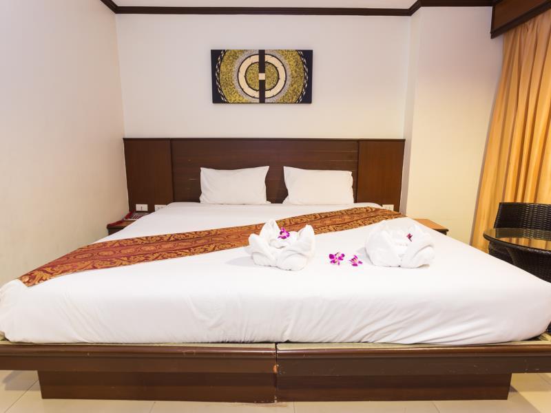 Sharaya Residence Patong Exteriér fotografie