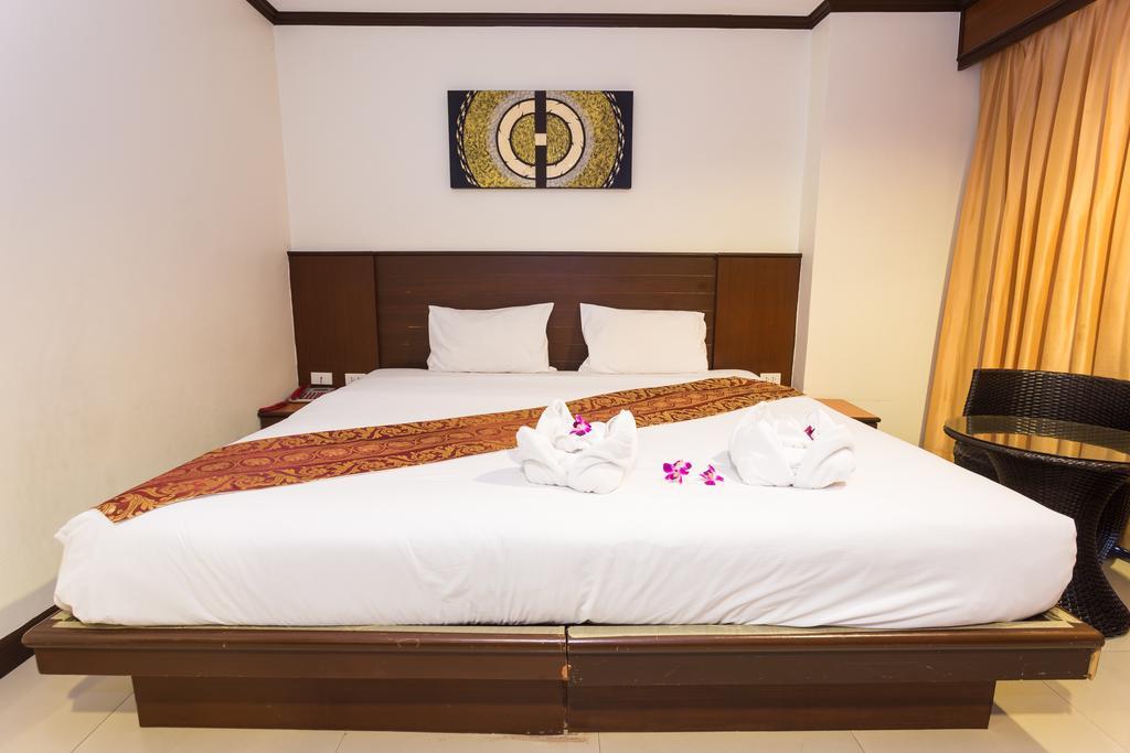 Sharaya Residence Patong Exteriér fotografie